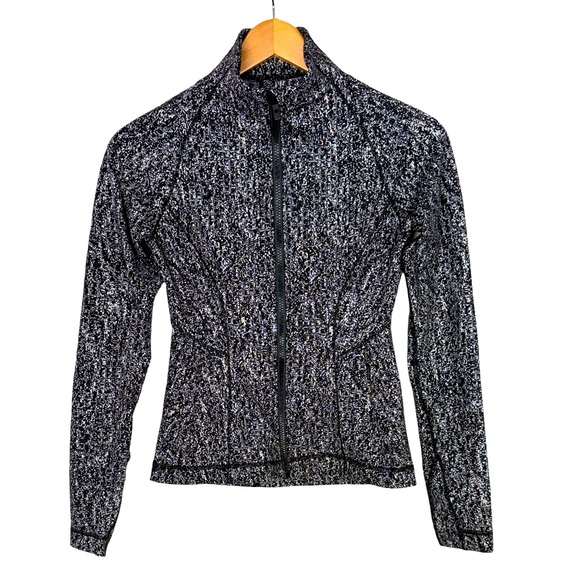 lululemon athletica Jackets & Blazers - Lululemon Black & White Zip Up Jacket Workout Travel Running
